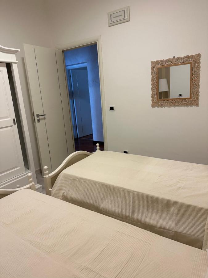 B&B By Family L&G Vibo Valentia Marina Exterior photo
